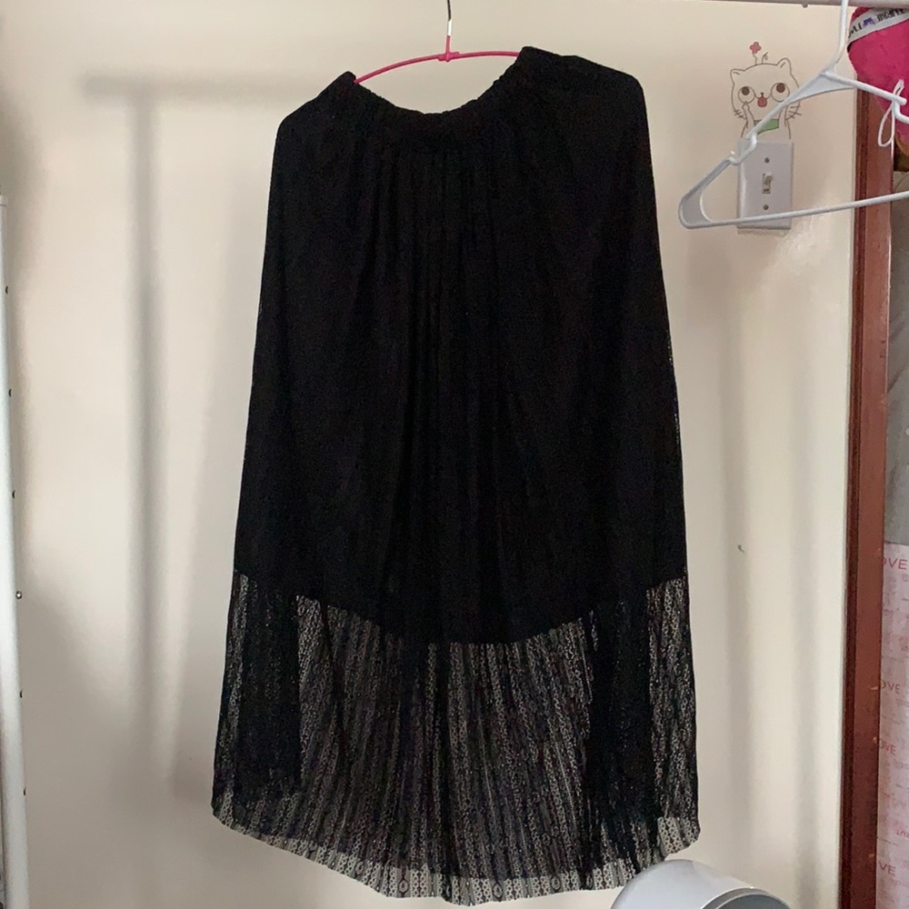 Black midi skirt